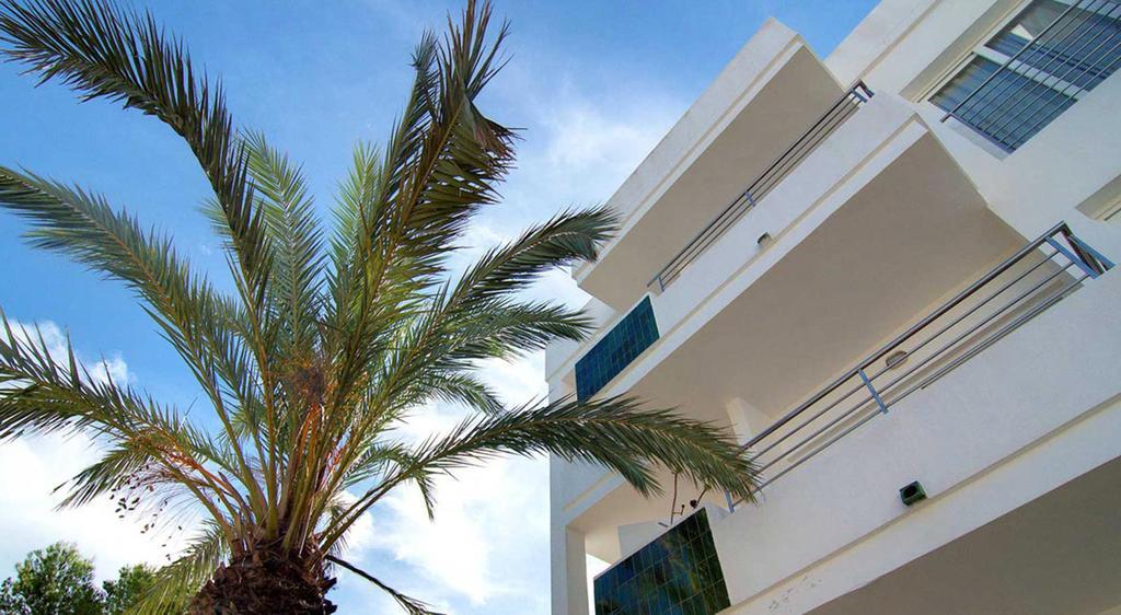 Apartamentos Costamar II Es Pujols Dış mekan fotoğraf
